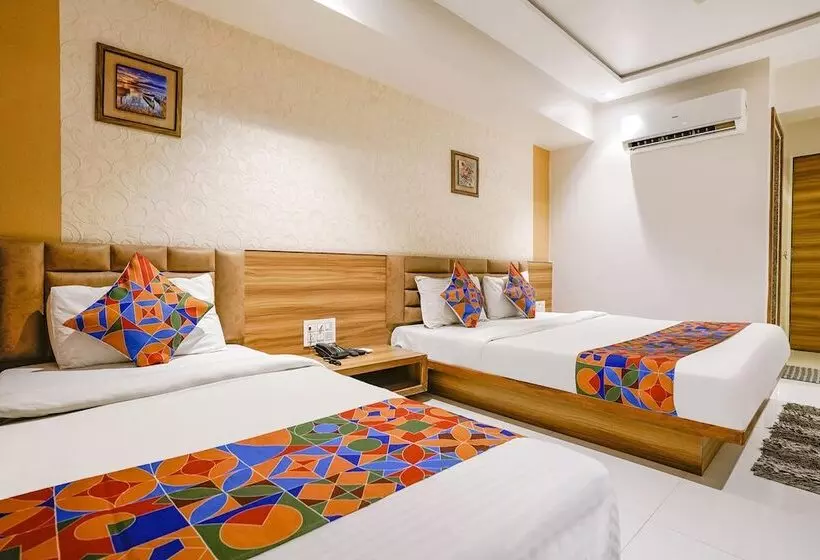 Fabhotel Kingsway