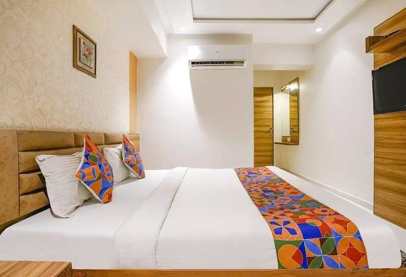 Fabhotel Kingsway