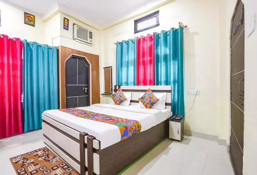 ホテル Fabexpress Maa Vaishno Palace