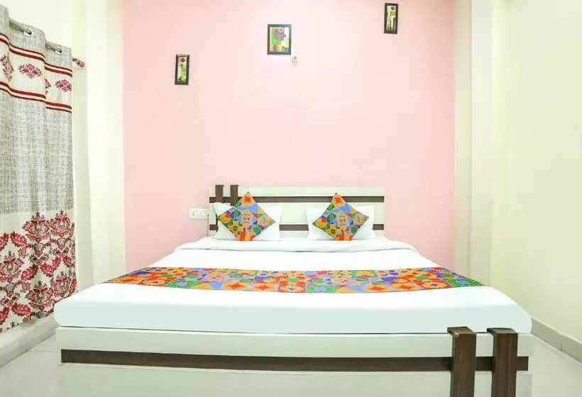 ホテル Fabexpress Maa Vaishno Palace