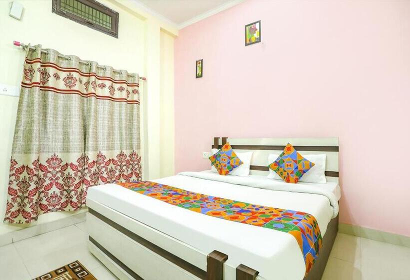 Hotel Fabexpress Maa Vaishno Palace