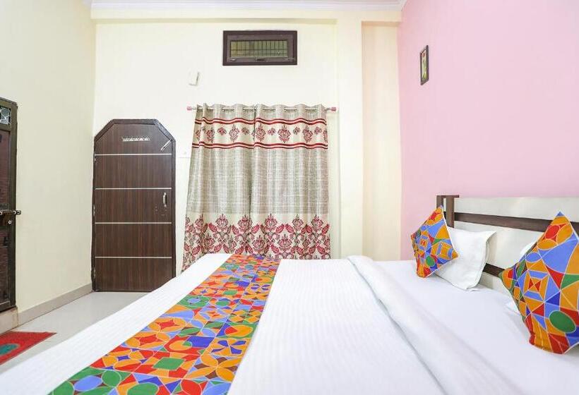 Hotel Fabexpress Maa Vaishno Palace