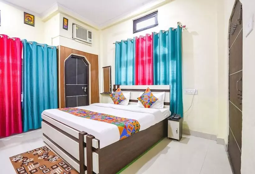 ホテル Fabexpress Maa Vaishno Palace