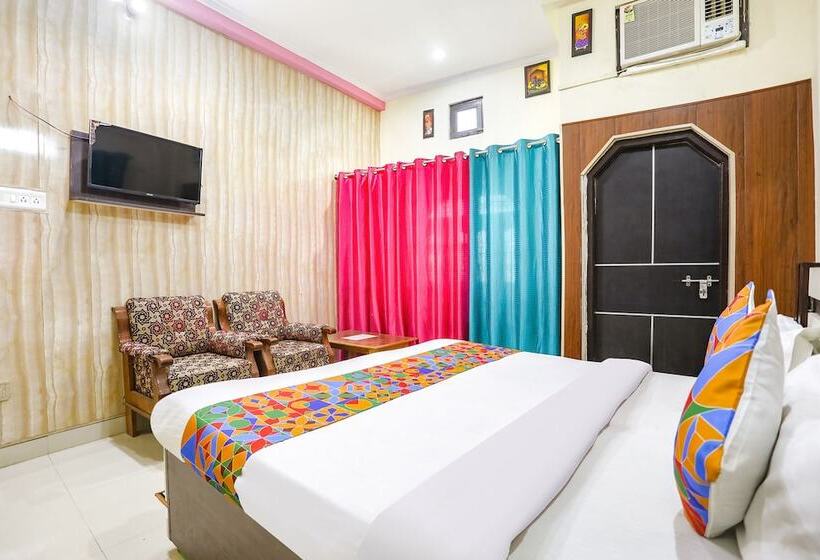 Hotel Fabexpress Maa Vaishno Palace