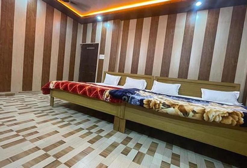 Hotell Fabexpress Shree Ram Aadhar