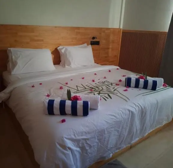 هتل Futtaru Sands