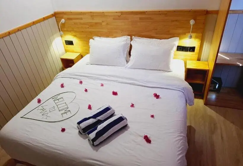 هتل Futtaru Sands