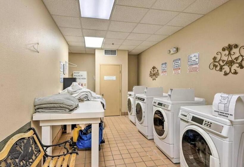 هتل King Bed Studio Free Shuttle