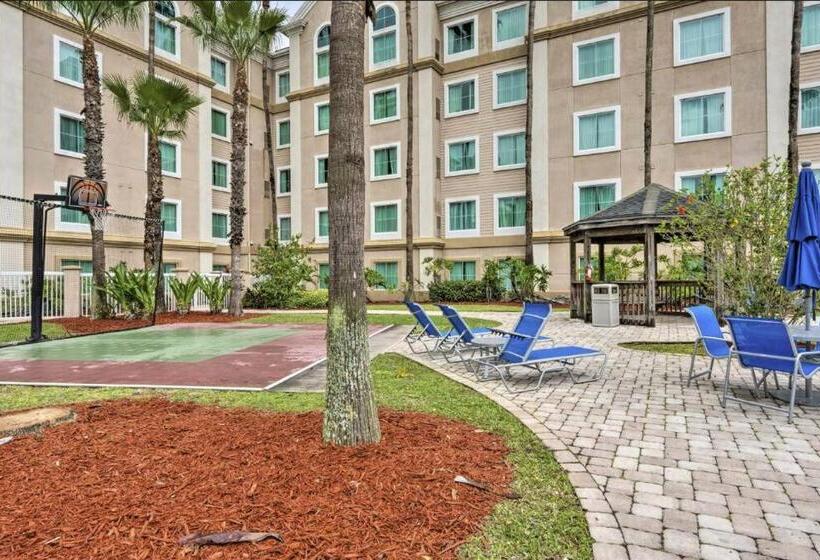 هتل King Bed Studio Free Shuttle