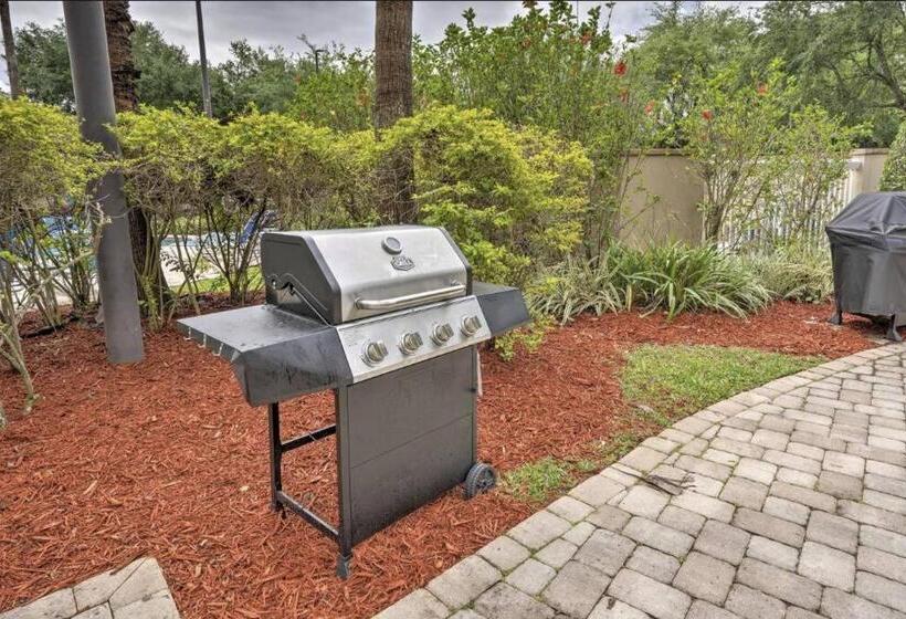 هتل King Bed Studio Free Shuttle