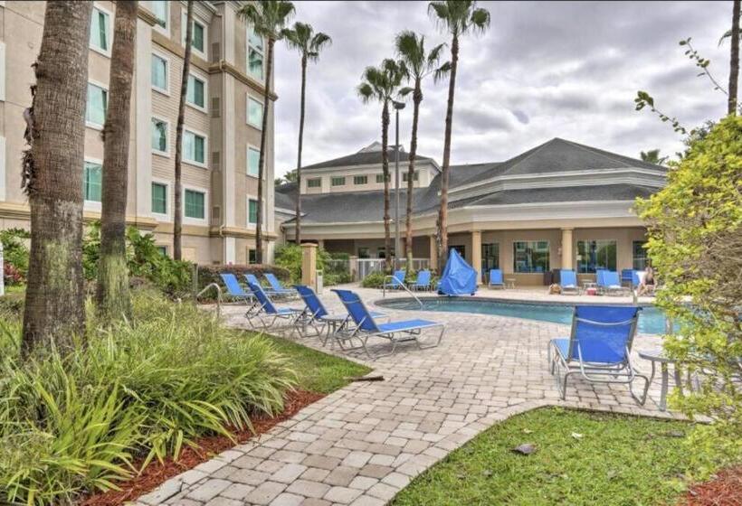 هتل King Bed Studio Free Shuttle