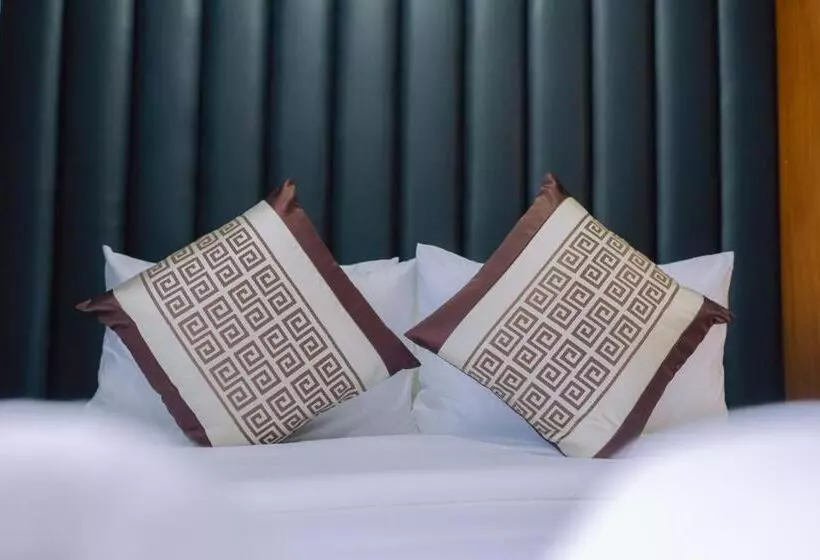 هتل Shine Boutique