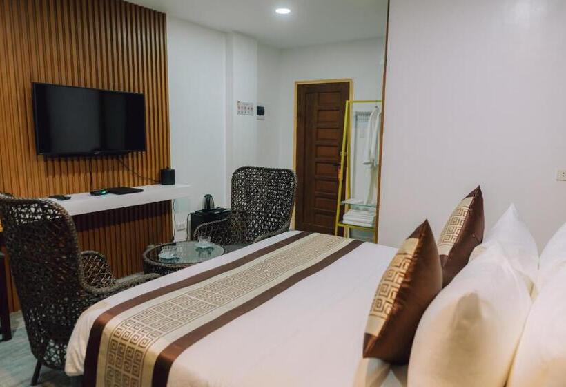 هتل Shine Boutique