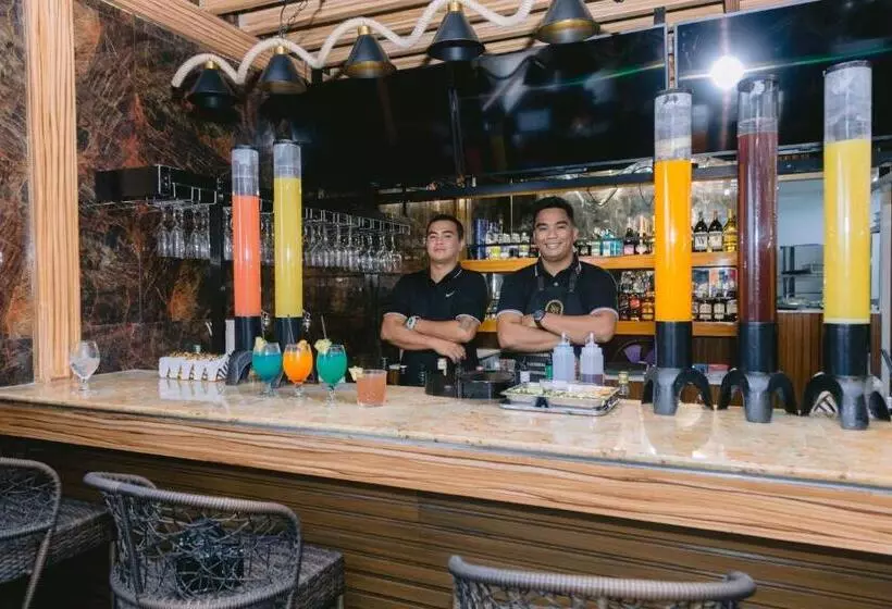 هتل Shine Boutique