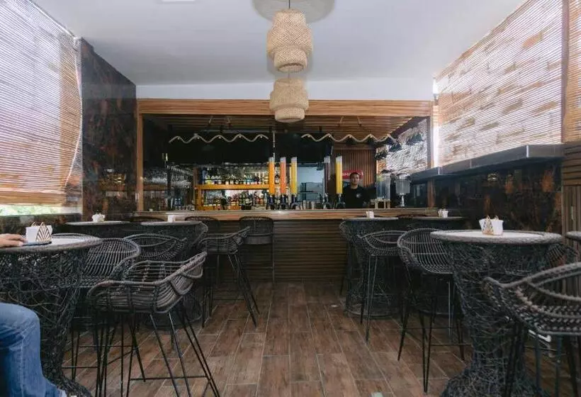 هتل Shine Boutique