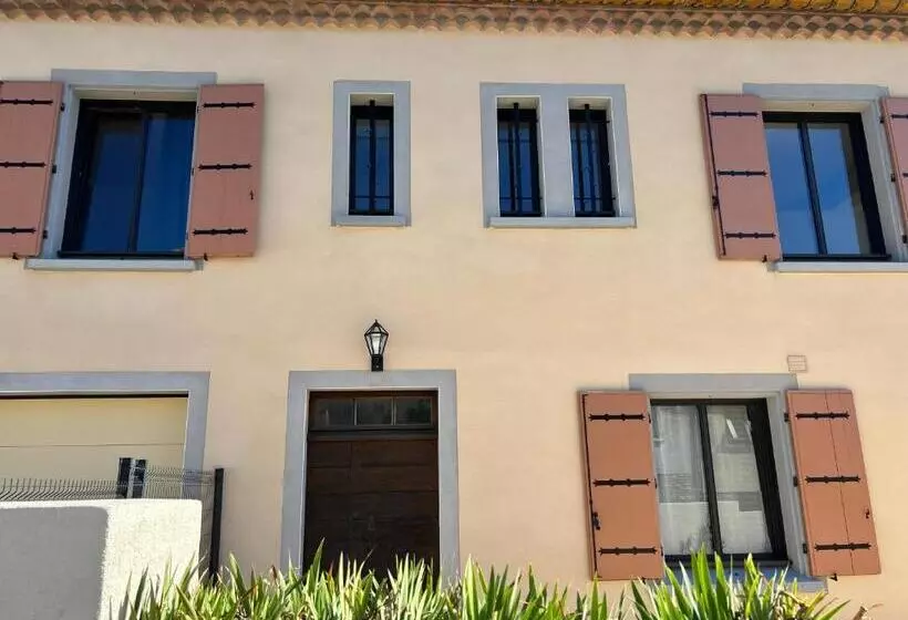 پانسیون La Porte Medievale