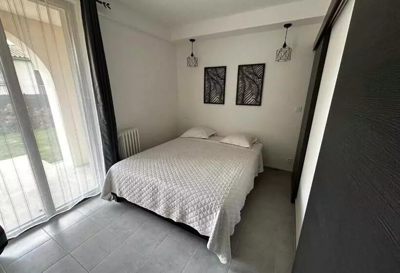 پانسیون La Porte Medievale