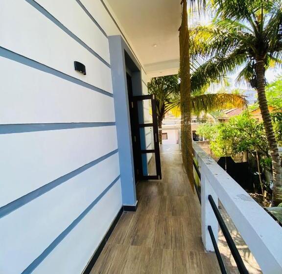 Pension (Hôtel basse catégorie) Pathi Villa