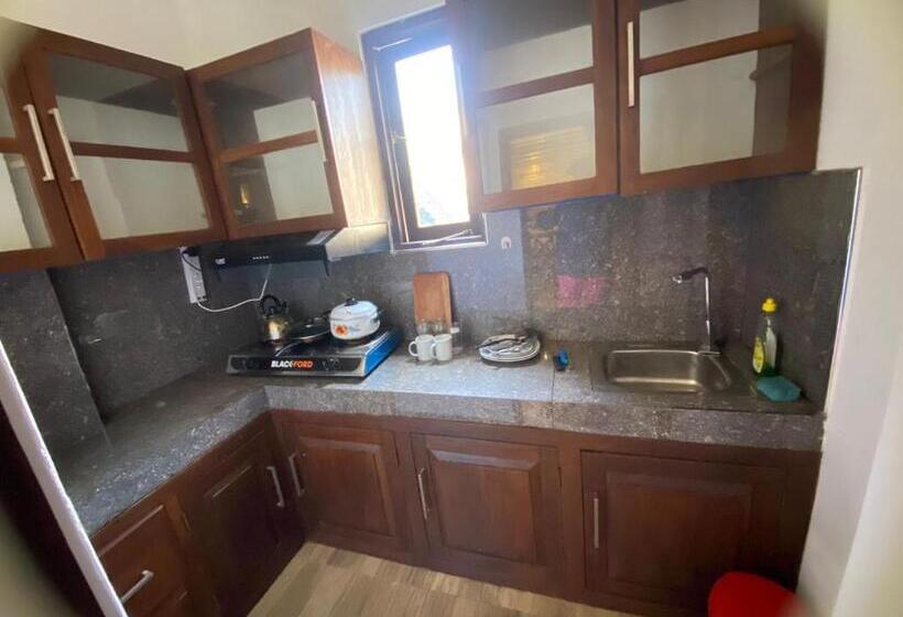 Pension (Hôtel basse catégorie) Pathi Villa