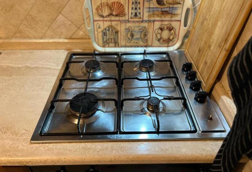 Seaside Apartment Near Villa Caravaggio