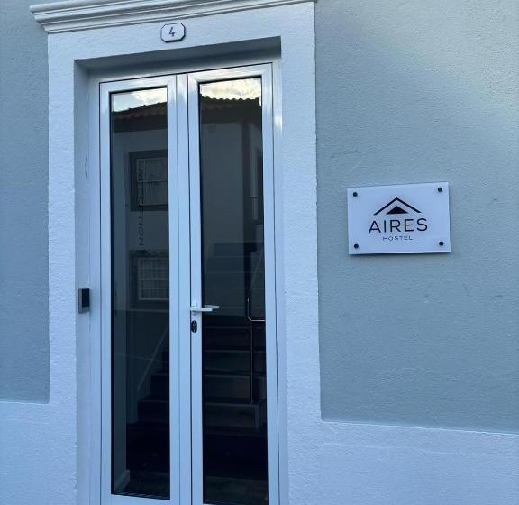 Aires Hostel