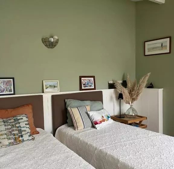 ベッドアンドブレックファースト Chez Frédérique