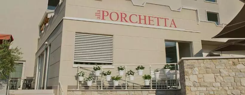 ベッドアンドブレックファースト Locanda Alla Porchetta