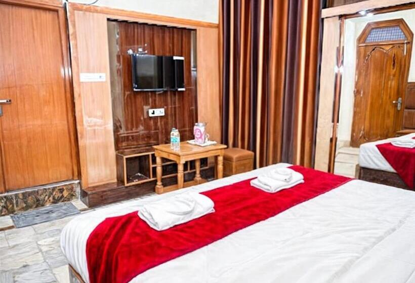 בית מלון כפרי Chitrakoot