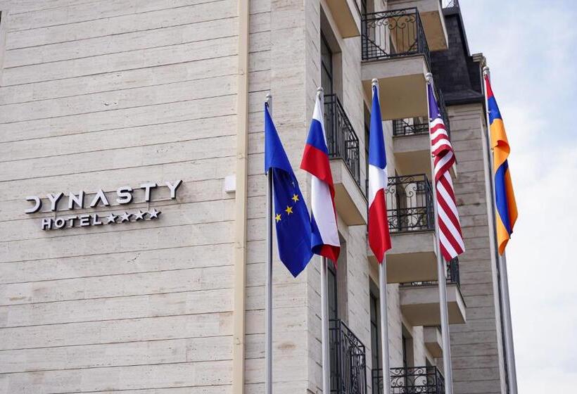هتل Dynasty