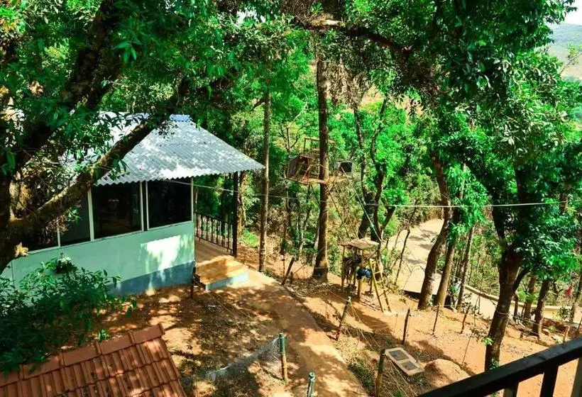 ホテル Jungle Adventure Homestay