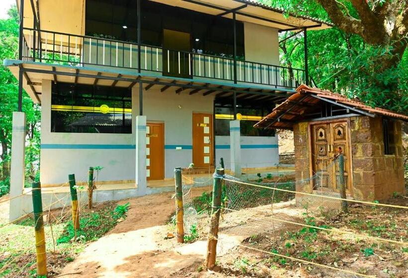 فندق Jungle Adventure Homestay