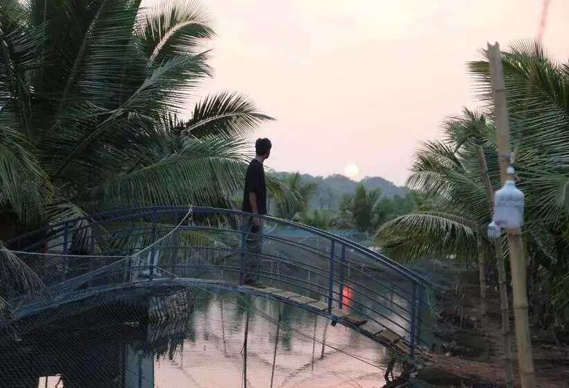 Hotelli Kandal Theeram Farms