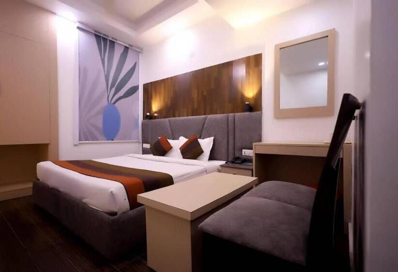 ホテル Krishna Sagar Ghaziabad