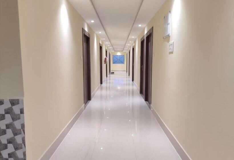 בית מלון כפרי Lord Krishna