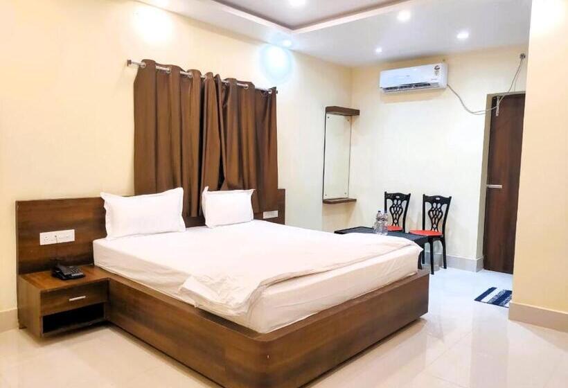 בית מלון כפרי Lord Krishna