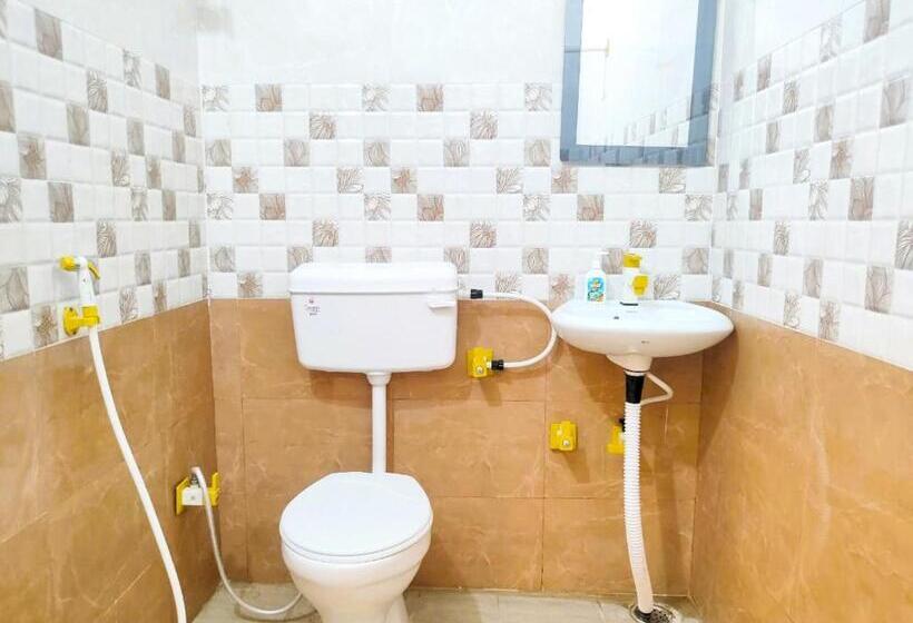 בית מלון כפרי Lord Krishna