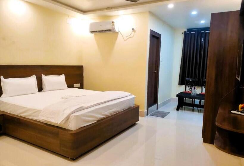 בית מלון כפרי Lord Krishna