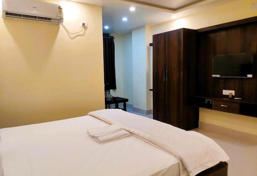 בית מלון כפרי Lord Krishna