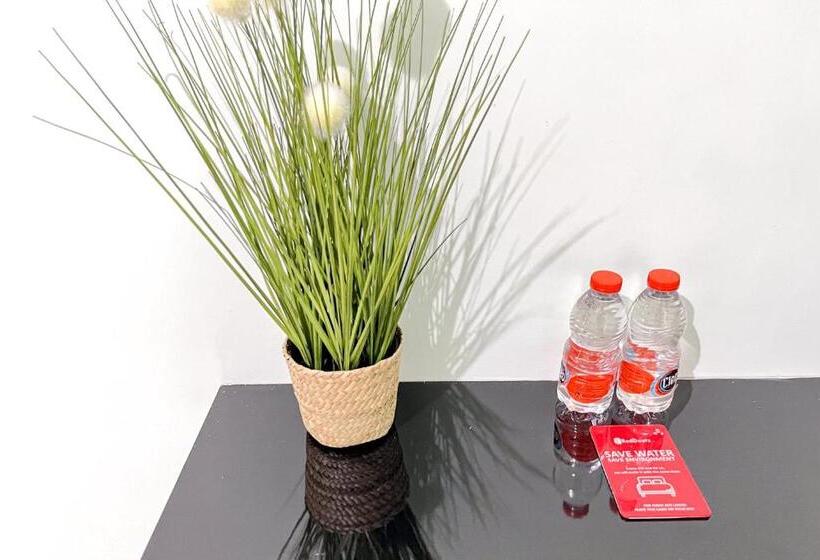 Hotel Reddoorz Syariah Near Rs Bhayangkara Nganjuk