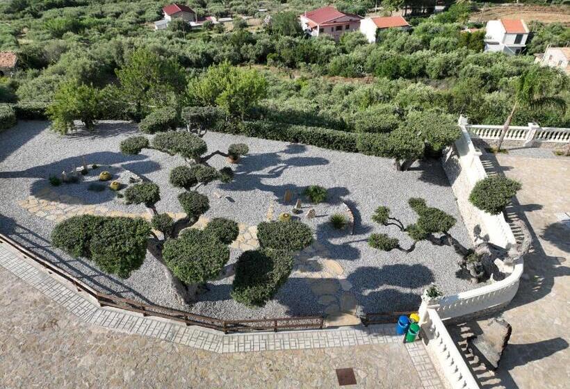 בית מלון כפרי Tenuta Pietravera