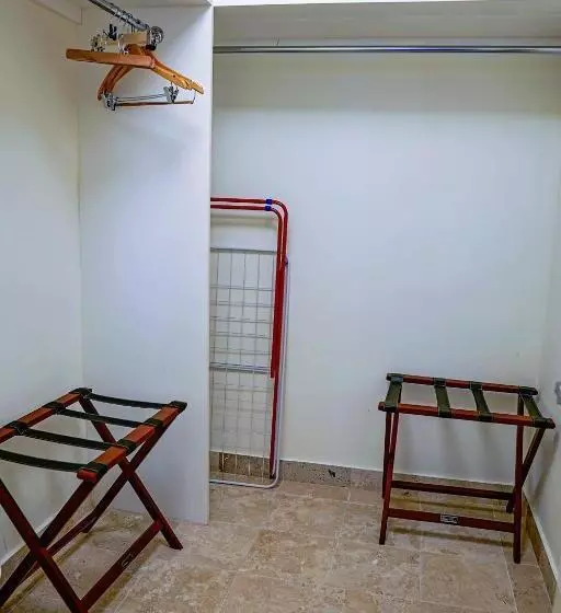 Paraiso Del Mar Condominiums