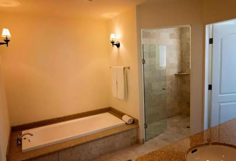 Paraiso Del Mar Condominiums