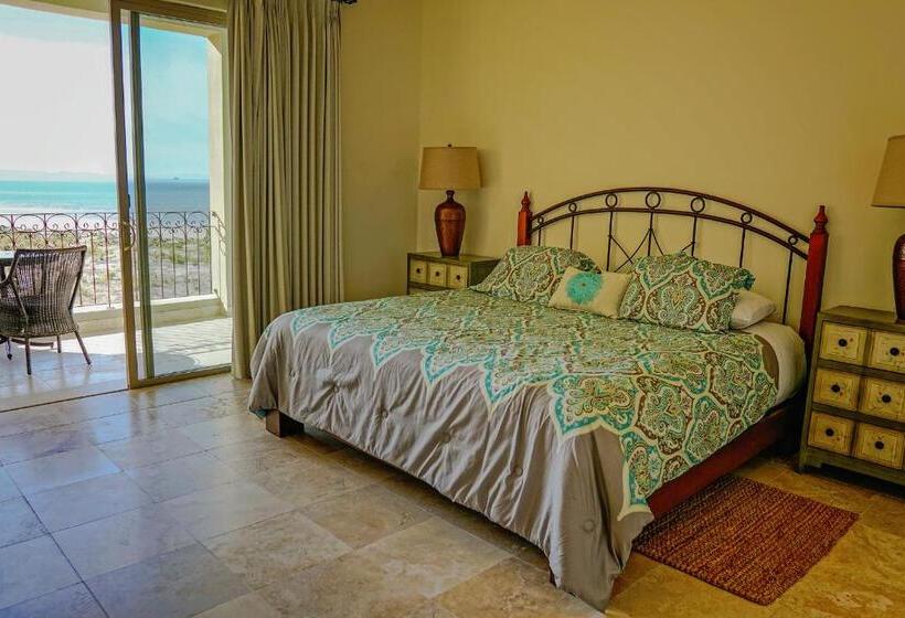 Paraiso Del Mar Condominiums