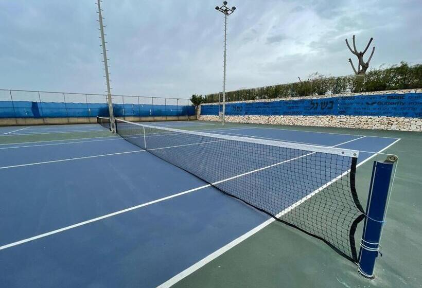 Majatalo מול הים בקיסריה