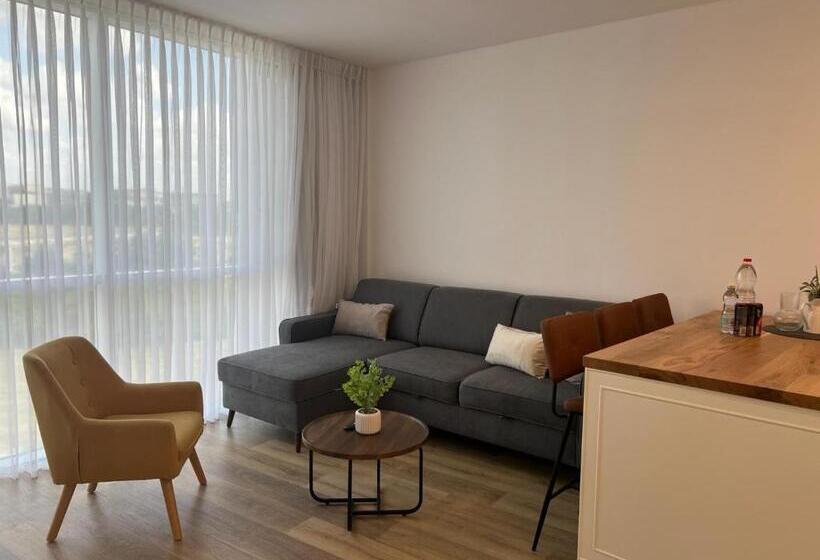 Majatalo מול הים בקיסריה