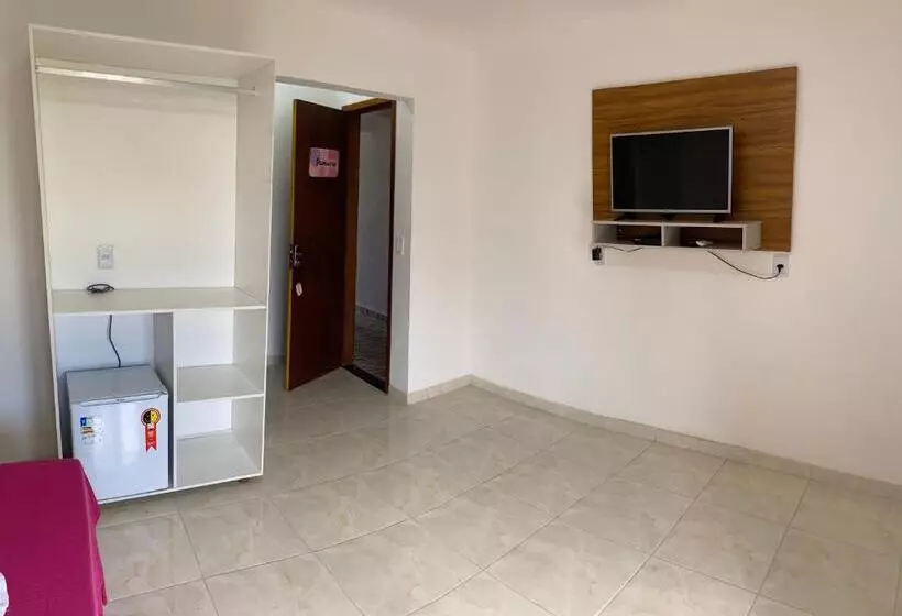 ペンション Quatro Estações