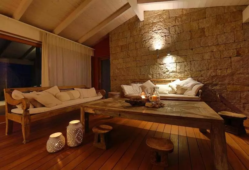ペンション Villa Elvira Suite Carrubo