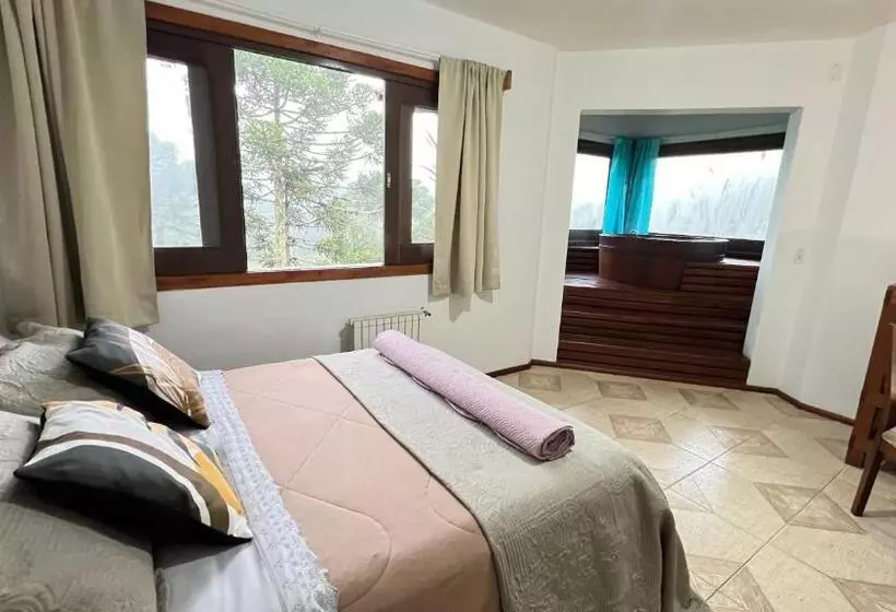 Retkeilymaja Rodeio Das Lagoas Pousada