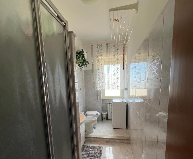 تختخواب و صبحانه Alloggio Turistico Francy Home