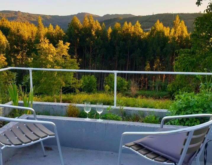 مبيت وإفطار Casa Natura Galicia